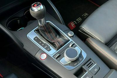 Audi A3 RS3 2.5 TFSI quattro S tronic