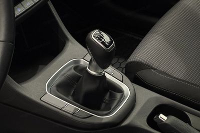 Hyundai i30 1.5 DPI Classic +