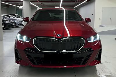 BMW Seria 5 540d xDrive M Sport