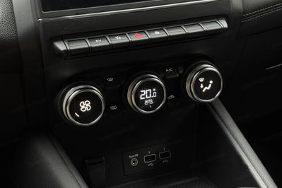 Renault Captur 1.6 E-Tech Plug-In Intens