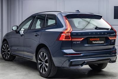 Volvo XC60 B4 D AWD Plus Dark