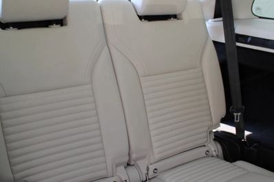 Land Rover Discovery V 3.0 D250 Dynamic SE