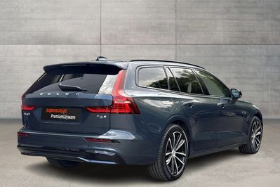 Volvo V60 T6 AWD Plug-In Hybrid Plus Dark aut