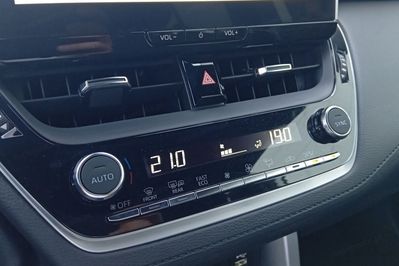 Toyota Corolla Cross 2.0 Hybrid Style