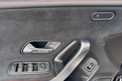 Mercedes CLA AMG 35  4-Matic