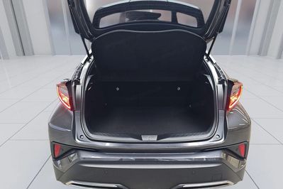 Toyota C-HR 2.0 Hybrid Style