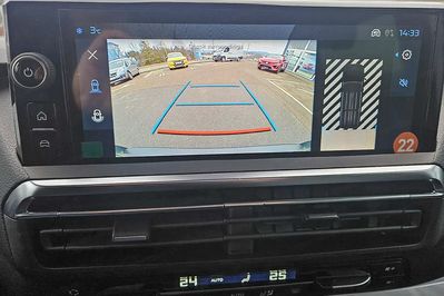 Peugeot Traveller Long L2H1 Business VIP EAT8