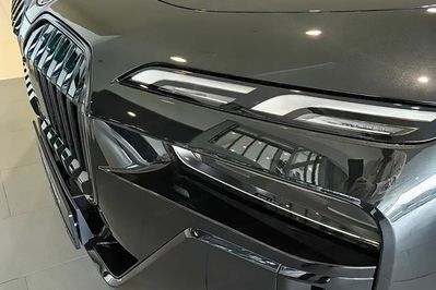 BMW Seria 7 740d xDrive M Sport