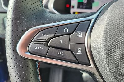 Renault Captur Esprit Alpine 1.8 E-Tech Hybrid AT