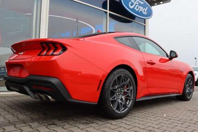 Ford Mustang GT Fastback 5.0 V8