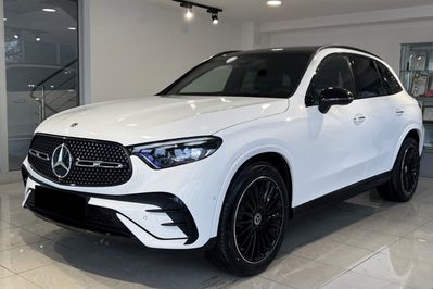 Mercedes GLC 300 e 4-Matic AMG Line