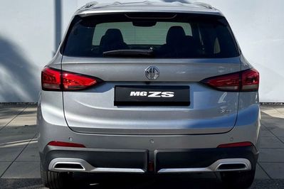 MG ZS 1.5 HEV+ Excite aut