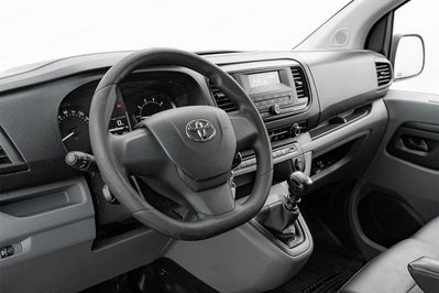Toyota ProAce L2H1