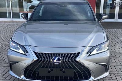 Lexus ES 300h Business Edition 2.5 E-CVT