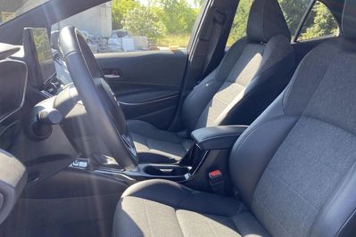 Toyota Corolla 1.8 Hybrid Style