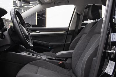 Volkswagen Golf 1.5 Etsi Evo Life Dsg