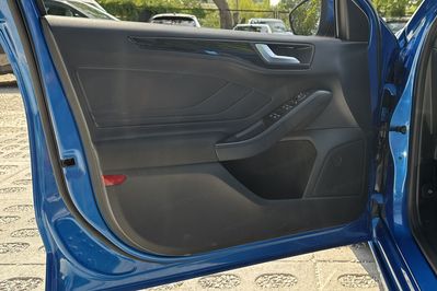 Ford Focus ST-Line X 1.0 EcoBoost mHEV  aut