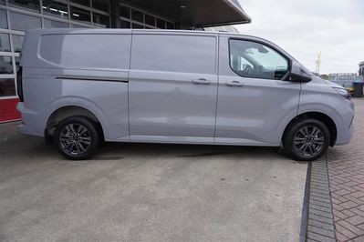 Ford Transit Custom 320 L2H1 Limited