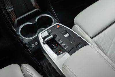 BMW iX2 eDrive20 M Sport