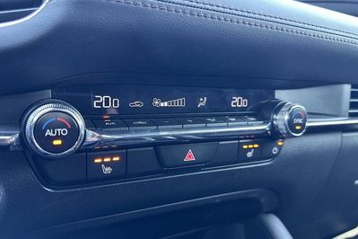 Mazda 3 2.0 Exclusive Line aut