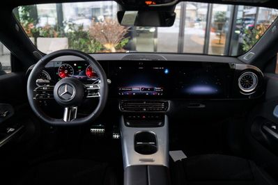 Mercedes CLA 200 mHEV 8G-DCT