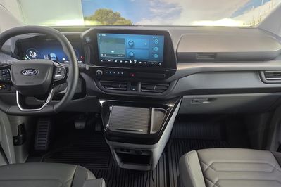 Ford Tourneo Custom L2H1 Titanium X 320 A8 AWD