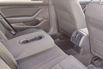 Volkswagen Passat 2.0 TDI Business DSG