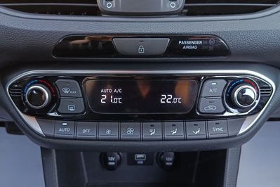 Hyundai i30 1.5 T-GDI 48V Smart DCT