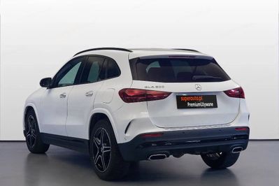 Mercedes GLA 200 AMG Line 7G-DCT