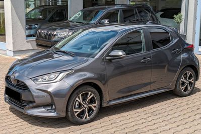 Toyota Yaris Style 1.5 hybrid