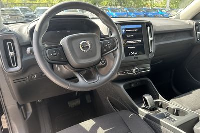 Volvo XC40 T3 Momentum Core
