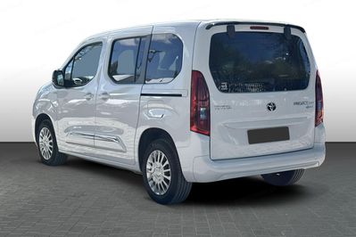 Toyota Proace City Verso Business 1.5