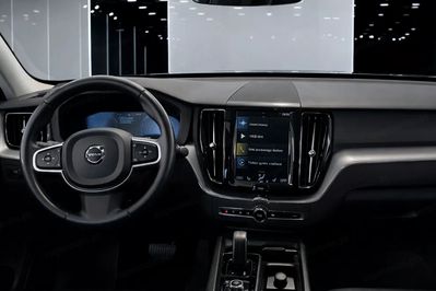 Volvo XC60 B4 D AWD Momentum Pro aut