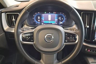 Volvo XC60 B4 D Plus Dark