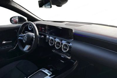 Mercedes CLA 200 AMG Line