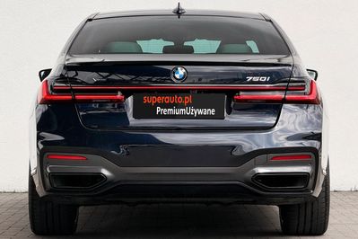 BMW Seria 7 750i xDrive sport-aut