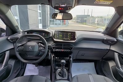 Peugeot 2008 Puretech Allure Pack S&S