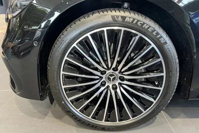 Mercedes Klasa E 220 d 4-Matic AMG