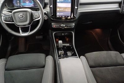 Volvo XC40 B3 Plus Dark aut