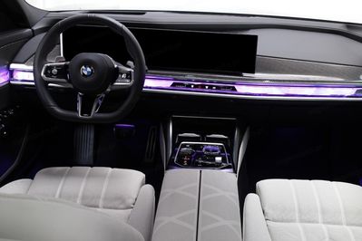 BMW Seria 7 740d xDrive M Sport