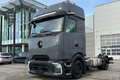 Mercedes Actros L 4x2 ProCabin-Giga Autotransporter LUGGI