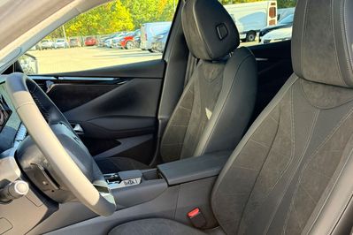 DS N°4 E-Tense Étoile Alcantara  58.3kWh