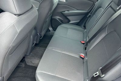 Nissan Qashqai Acenta Xtronic 1.3 DIG-T mHEV