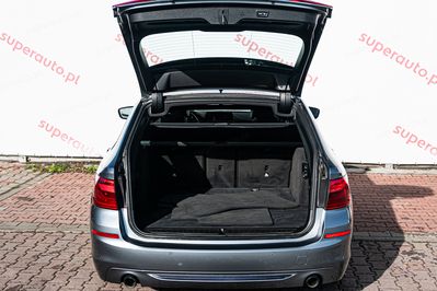 BMW Seria 5 520d xDrive Sport Line