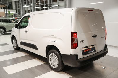 Toyota Proace City Long L2H1 Active