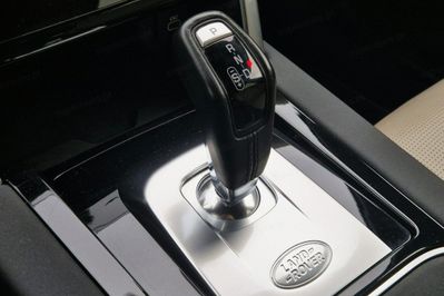 Land Rover Discovery Sport P200