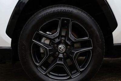 Toyota RAV4 GR Sport 2.5 Hybrid Dynamic Force
