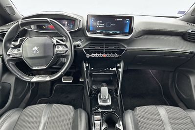 Peugeot 2008 GT 1.2 PureTech EAT8