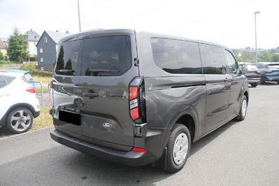 Ford Transit Custom Kombi M1 320 L2H1 Trend A8