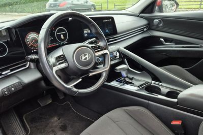 Hyundai Elantra 1.6 Executive CVT
